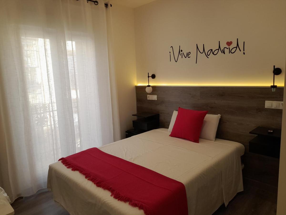 Small Double Room,1249590736:JPEG